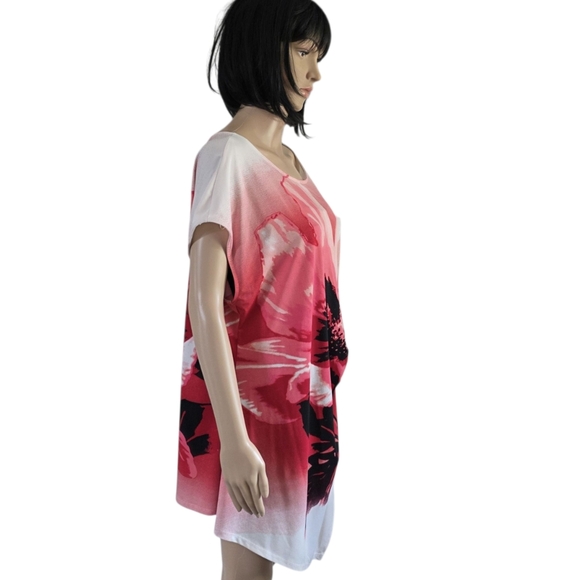 Lily Morgan Floral Pink & Red Asymetric Tunic, size 2X - Picture 2 of 11